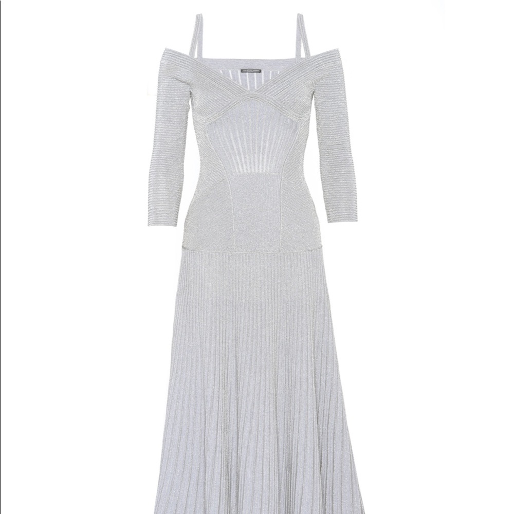 Alexander McQueen Off-the-shoulder knitted dress